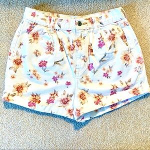American Eagle Floral Mom Shorts